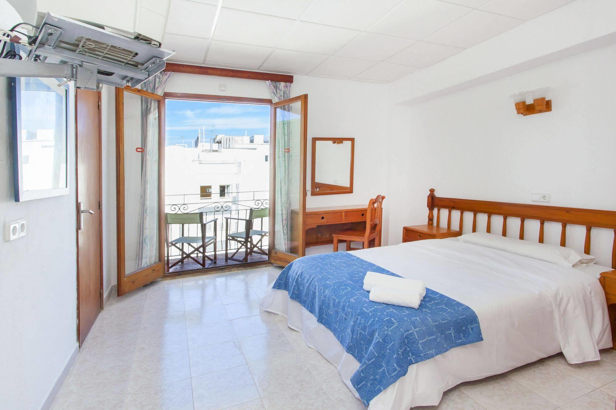 Can Beia Hostal Boutique (Adults Only) San Antonio  Ngoại thất bức ảnh