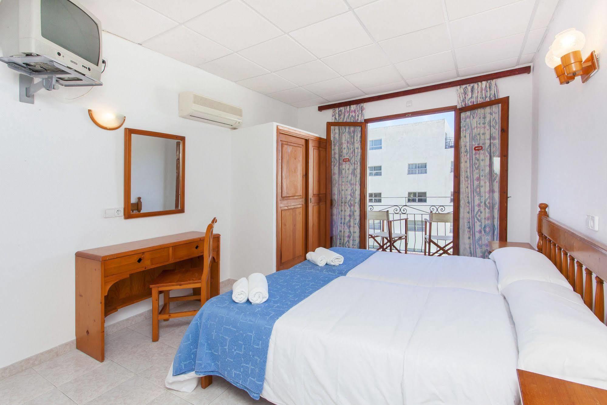 Can Beia Hostal Boutique (Adults Only) San Antonio  Ngoại thất bức ảnh